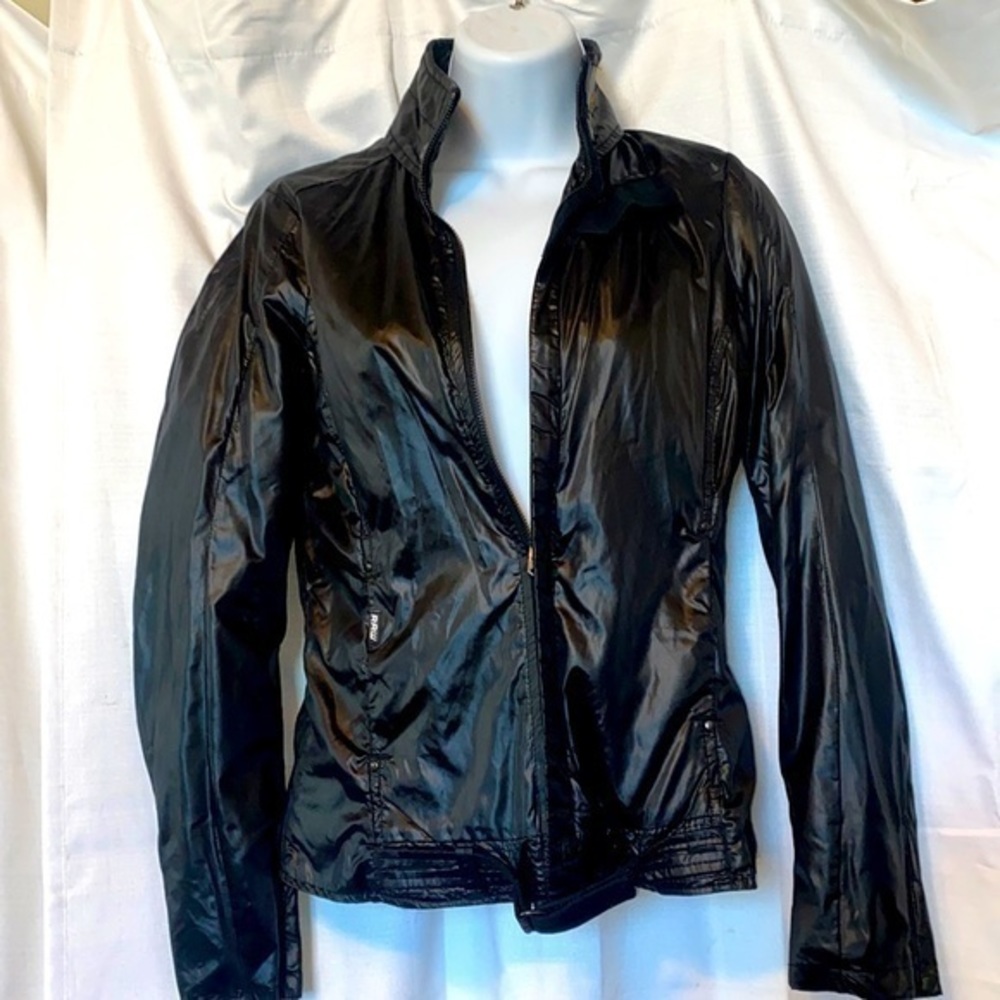 NWOT G-Star Raw windbreaker with exquisite hardware in all black XS
